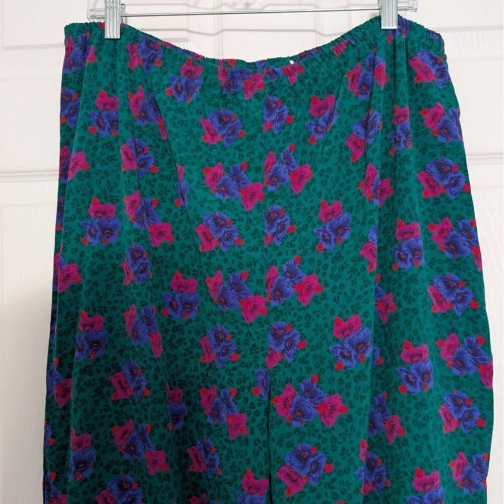 Gold Label Victorias Secret Floral Satin PJ Pants Green Womens Size Large Silky